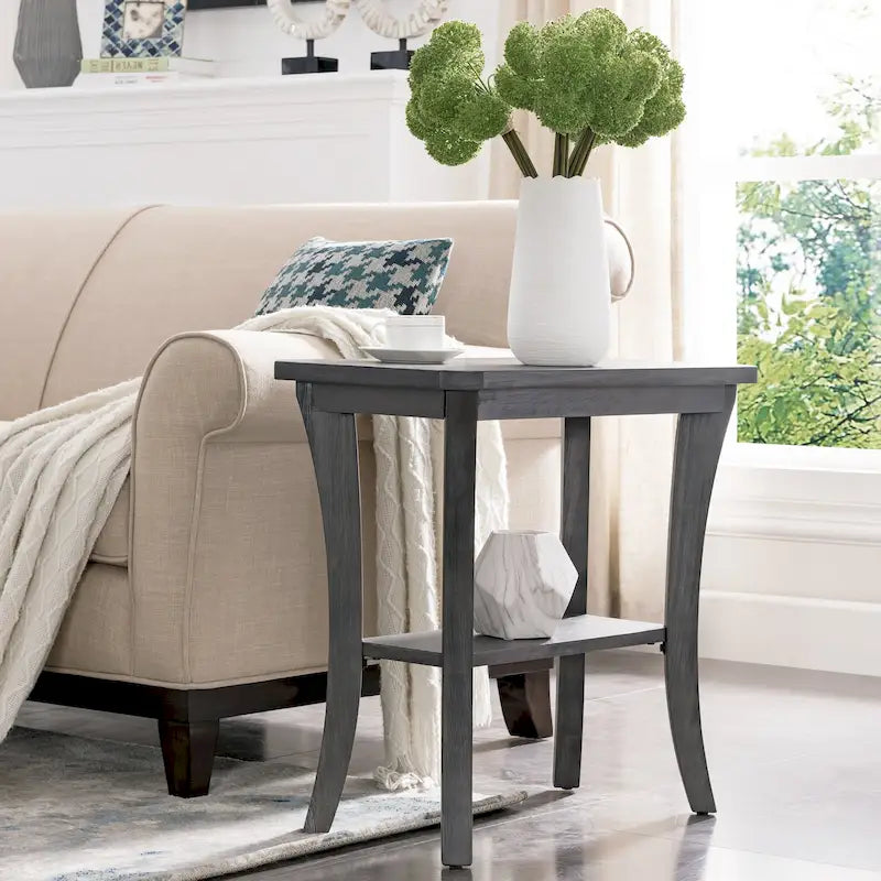 Table d'appoint étroite avec étagère – Gris / Cerisier Chocolat, un utilisateur