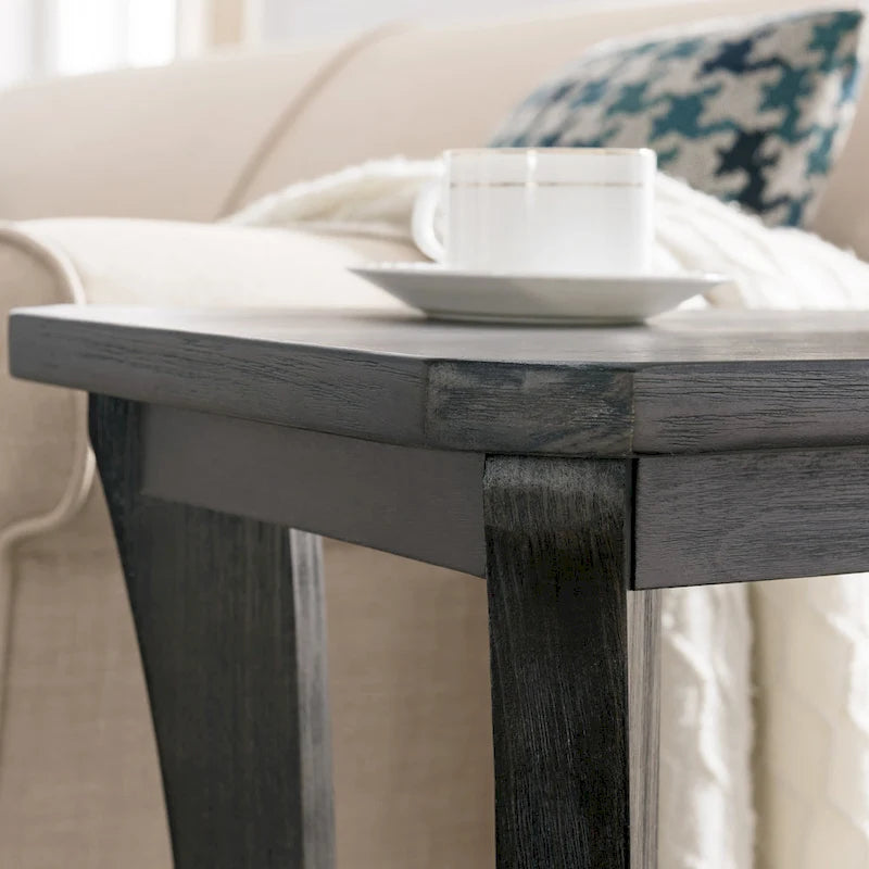 Table d'appoint étroite avec étagère – Gris / Cerisier Chocolat, un utilisateur