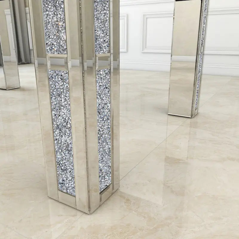 Table à manger rectangulaire miroir argenté avec détails en diamant concassé – Peut accueillir jusqu'à 6 personnes