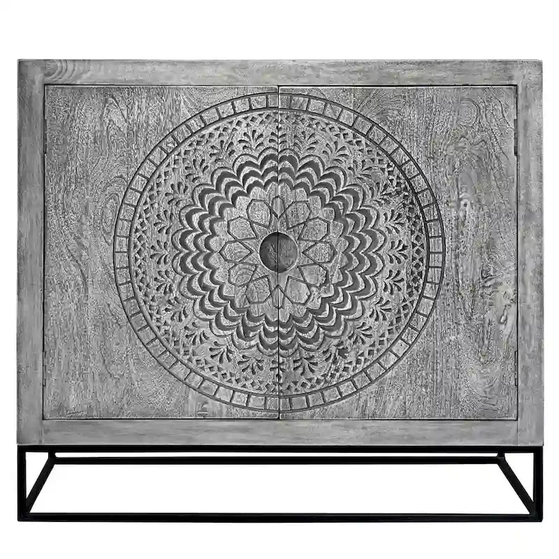 Meuble d'appoint à 2 portes en bois de manguier fait main gris et noir avec gravure médaillon et base en fer – Unité unique